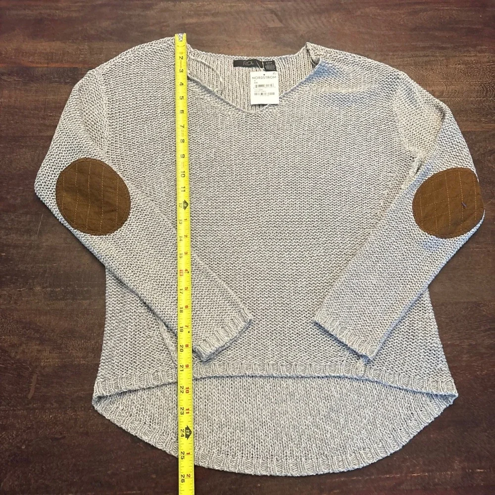 RDI Frost Grey V-Neck Sweater Quilted Elbow Patches High Low Hem Small NWT